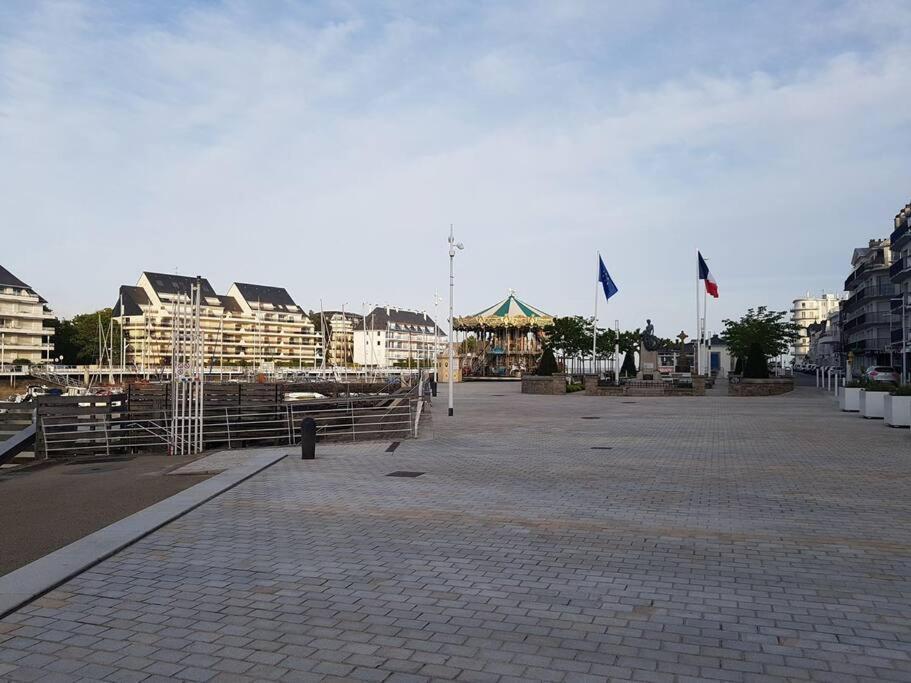 T2 Plein Centre Du Pouliguen, Port Et Plage A Pied Ле-Пулиген Экстерьер фото